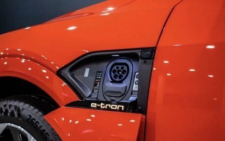 Audi e-tron Sportback I, 2021 год, 11 999 999 рублей, 18 фотография