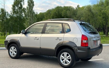 Hyundai Tucson III, 2008 год, 1 250 000 рублей, 10 фотография