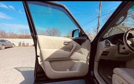 Infiniti QX56, 2011 год, 1 800 000 рублей, 10 фотография