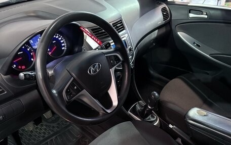 Hyundai Solaris II рестайлинг, 2011 год, 639 000 рублей, 5 фотография