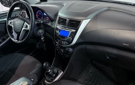 Hyundai Solaris II рестайлинг, 2011 год, 639 000 рублей, 13 фотография