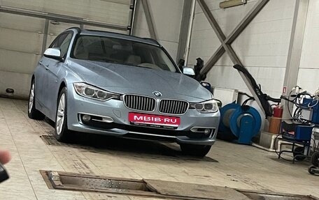 BMW 3 серия, 2013 год, 2 600 000 рублей, 13 фотография