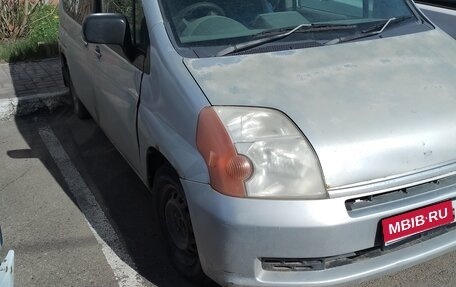 Honda Mobilio I, 2002 год, 250 000 рублей, 1 фотография