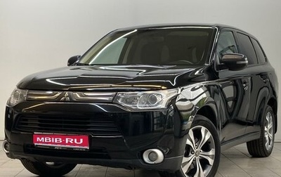 Mitsubishi Outlander III рестайлинг 3, 2013 год, 1 520 000 рублей, 1 фотография