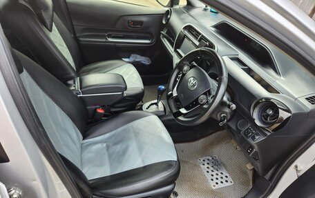 Toyota Aqua I, 2017 год, 1 080 000 рублей, 2 фотография