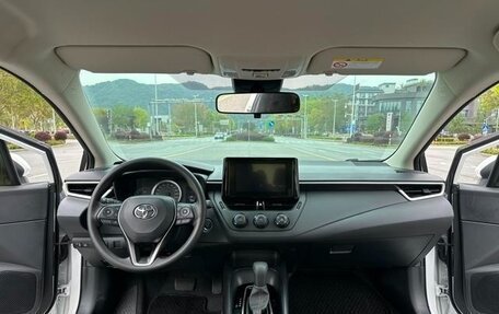 Toyota Corolla, 2024 год, 1 673 000 рублей, 9 фотография