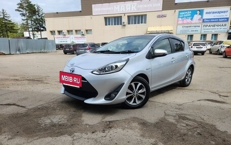 Toyota Aqua I, 2017 год, 1 080 000 рублей, 6 фотография