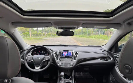 Chevrolet Malibu IX, 2022 год, 1 900 000 рублей, 12 фотография