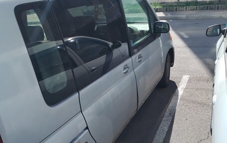 Honda Mobilio I, 2002 год, 250 000 рублей, 4 фотография