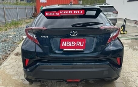 Toyota C-HR I рестайлинг, 2019 год, 2 200 000 рублей, 3 фотография