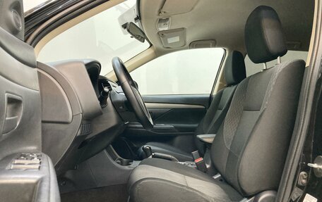 Mitsubishi Outlander III рестайлинг 3, 2013 год, 1 520 000 рублей, 13 фотография