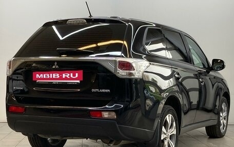 Mitsubishi Outlander III рестайлинг 3, 2013 год, 1 520 000 рублей, 5 фотография