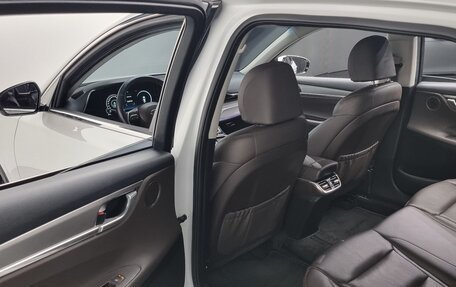 Hyundai Grandeur, 2021 год, 2 186 000 рублей, 15 фотография