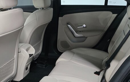 Mercedes-Benz CLA, 2025 год, 4 840 000 рублей, 19 фотография