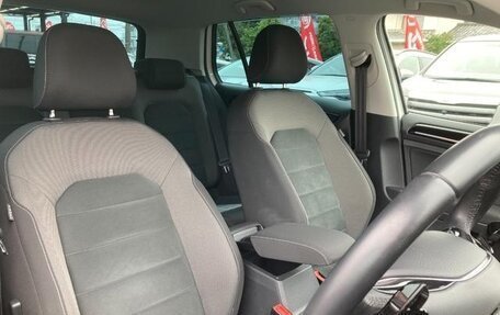 Volkswagen Golf VII, 2018 год, 1 100 000 рублей, 11 фотография