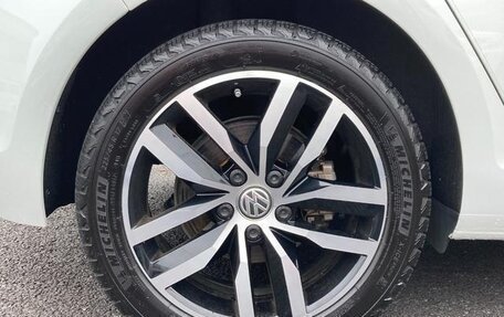 Volkswagen Golf VII, 2018 год, 1 100 000 рублей, 24 фотография