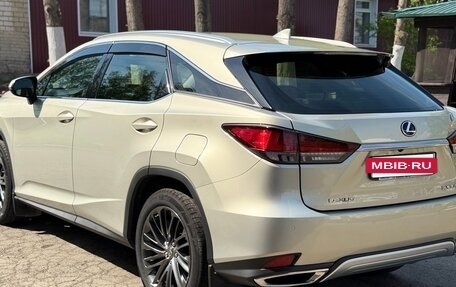 Lexus RX IV рестайлинг, 2020 год, 6 300 000 рублей, 3 фотография