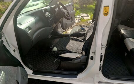 Toyota Raum I, 2000 год, 425 000 рублей, 8 фотография