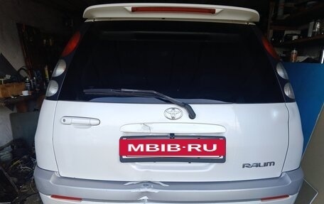 Toyota Raum I, 2000 год, 425 000 рублей, 3 фотография