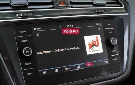 Volkswagen Tiguan II, 2021 год, 2 900 000 рублей, 13 фотография