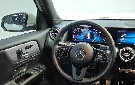 Mercedes-Benz GLB, 2020 год, 3 290 000 рублей, 6 фотография