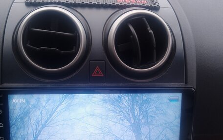 Nissan Qashqai, 2010 год, 930 000 рублей, 2 фотография