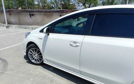 Toyota Prius Alpha I (ZVW40/41), 2019 год, 2 100 000 рублей, 6 фотография