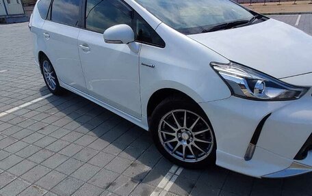 Toyota Prius Alpha I (ZVW40/41), 2019 год, 2 100 000 рублей, 15 фотография