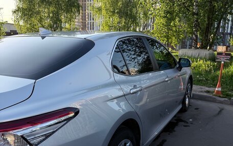 Toyota Camry, 2021 год, 3 800 000 рублей, 4 фотография