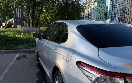 Toyota Camry, 2021 год, 3 800 000 рублей, 5 фотография