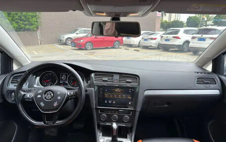 Volkswagen Golf VII, 2020 год, 1 350 000 рублей, 5 фотография