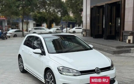 Volkswagen Golf VII, 2020 год, 1 350 000 рублей, 2 фотография