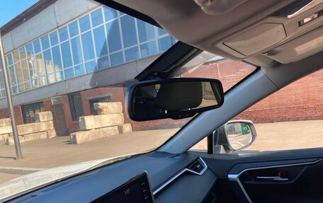 Toyota RAV4, 2022 год, 4 037 000 рублей, 12 фотография