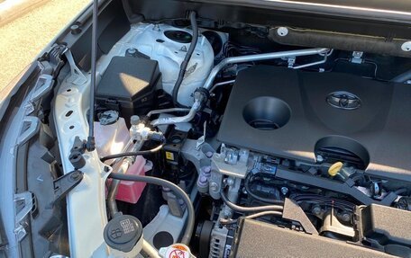 Toyota RAV4, 2022 год, 4 037 000 рублей, 37 фотография