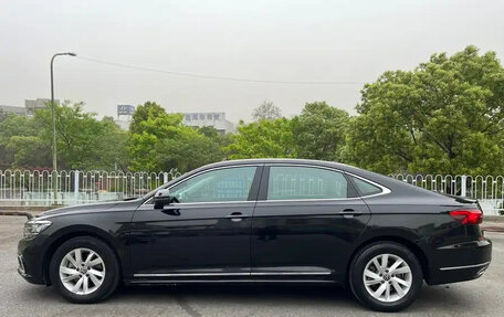 Volkswagen Passat B8 рестайлинг, 2021 год, 1 550 000 рублей, 4 фотография