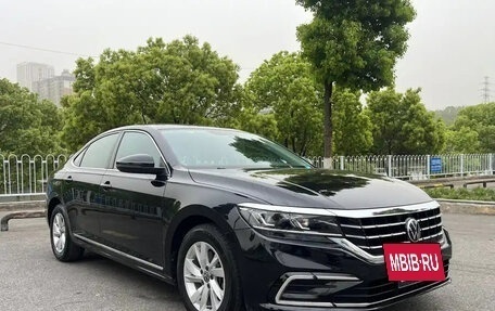Volkswagen Passat B8 рестайлинг, 2021 год, 1 550 000 рублей, 3 фотография