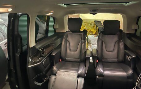 Mercedes-Benz V-Класс, 2021 год, 8 990 000 рублей, 12 фотография