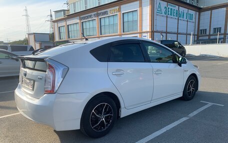 Toyota Prius, 2012 год, 1 170 000 рублей, 3 фотография