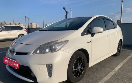 Toyota Prius, 2012 год, 1 170 000 рублей, 6 фотография