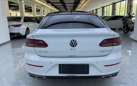 Volkswagen Passat CC, 2021 год, 2 280 100 рублей, 5 фотография