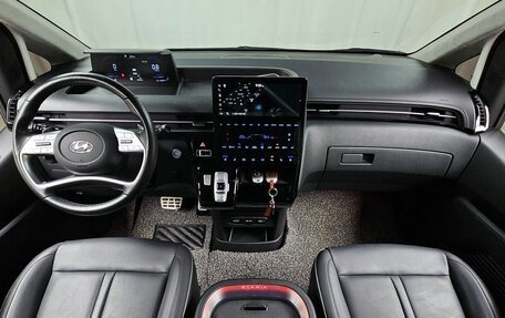 Hyundai Staria, 2021 год, 2 506 000 рублей, 6 фотография