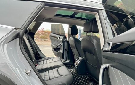 Volkswagen Passat CC, 2021 год, 2 375 100 рублей, 21 фотография