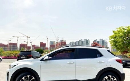 KIA Stonic, 2021 год, 1 280 009 рублей, 5 фотография