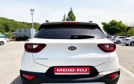 KIA Stonic, 2021 год, 1 280 009 рублей, 6 фотография