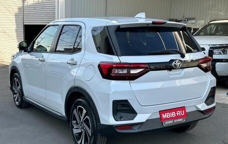 Toyota Raize I, 2020 год, 1 300 000 рублей, 2 фотография