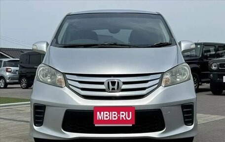 Honda Freed I, 2012 год, 805 000 рублей, 6 фотография