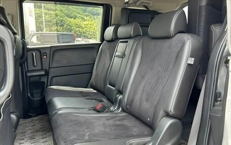 Honda Freed I, 2012 год, 805 000 рублей, 15 фотография