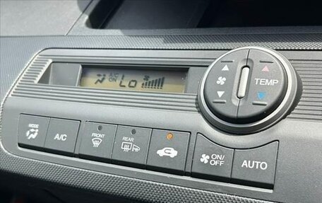 Honda Freed I, 2012 год, 805 000 рублей, 18 фотография