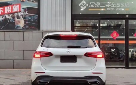 Mercedes-Benz B-Класс, 2021 год, 1 700 000 рублей, 4 фотография