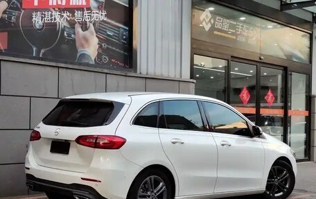 Mercedes-Benz B-Класс, 2021 год, 1 700 000 рублей, 3 фотография